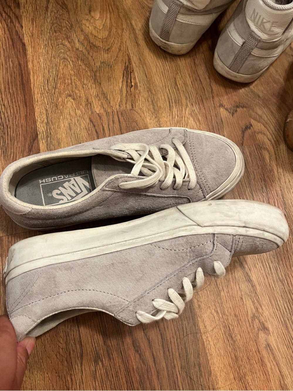 Vans Suede Low-Top Sneakers in Light Gray